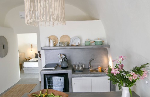 Vourvoulos Casa | Santorini Villas