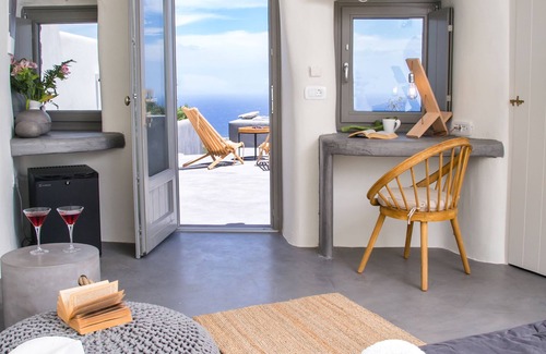 Vourvoulos Casa | Santorini Villas