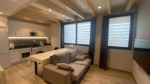 Sants-Badal Casa | Sants Guest House Barcelona