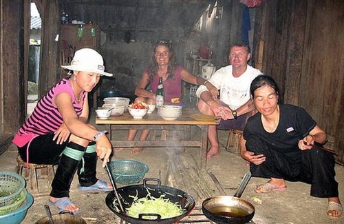 Lao Cai Casa | Sapa Homestay Trekking Tour For Backpackers