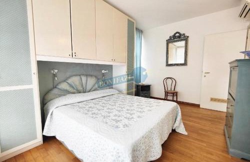 Marina di Pietrasanta Apartamento | SaporeDiMare - Full Comfort Quiet Apartment with Seaview Rooftop Pool