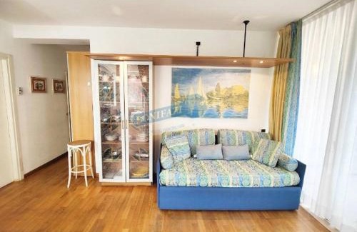Marina di Pietrasanta Apartamento | SaporeDiMare - Full Comfort Quiet Apartment with Seaview Rooftop Pool
