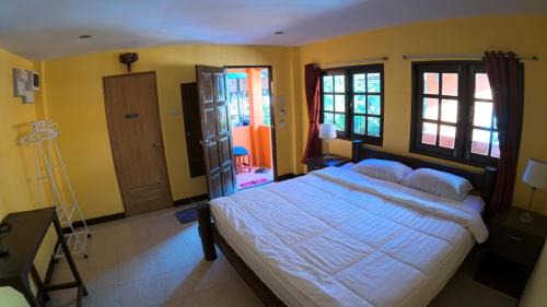 Ko Chang Casa | Sapparot Bar & Bungalows