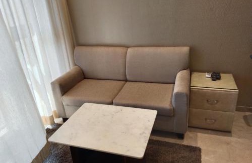 Hiranandani Gardens Apartamento | Sapphire Asta- Regent Hills