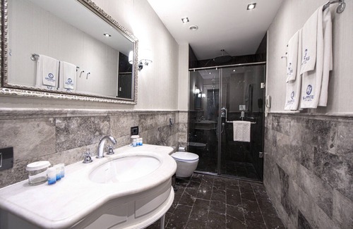 Nasimi Hotel | Sapphire City Hotel