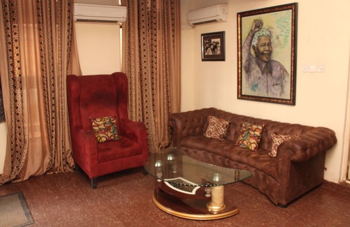 Kubwa Casa | Sapphire Guest House