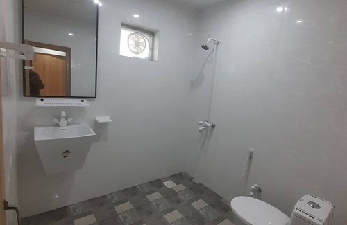Murree Hotel | Sapphire Hut MCM