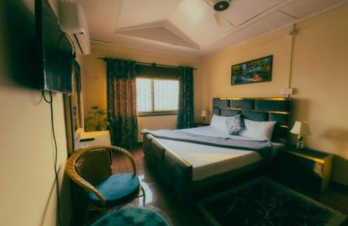 Muzaffarabad Casa | Sapphire Lodges