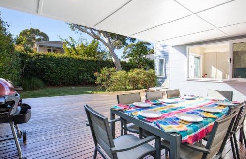 Callala Beach Casa | Sapphire Sands - Pet Friendly - Community Pool