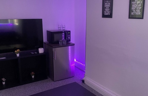 Shipley Casa | Sapphire Suites, Stunning 2-bed House in Bradford