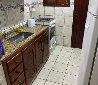 Saquarema Casa | Saquarema - Casa Amarela ! Entre a praia e a Lagoa !