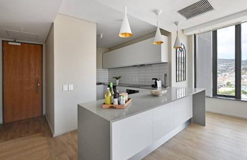 Bo'Kaap Apartamento | Sara - Modern City Centre Apt - views!