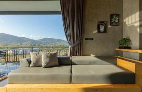 Nai Harn Apartamento | Sara's Nest - Top Floor Seaview apartments