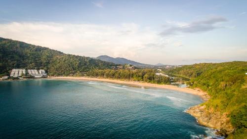 Nai Harn Apartamento | Sara's Nest - Top Floor Seaview apartments