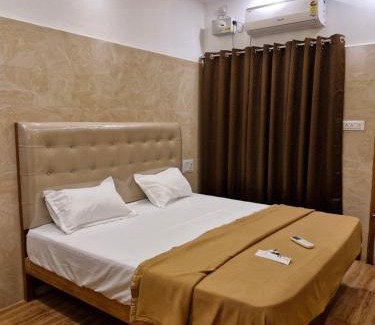 Courtallam Apartamento | Saraa Grand