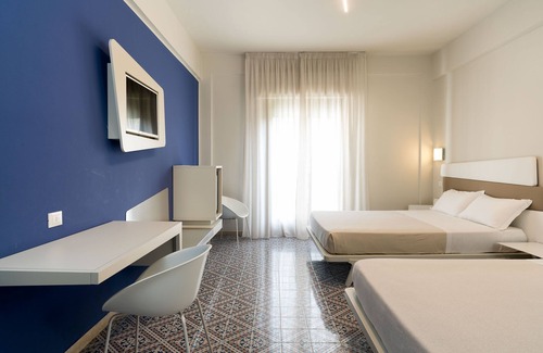 Isola delle Femmine Hotel | Saracen Sands Hotel & Congress Centre