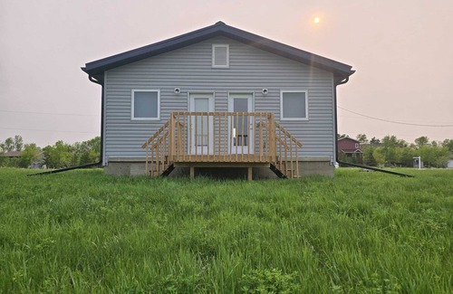 Manitoba Cabaña | Sarah Cottage - 232 Cottage Road, Steeprock, Manitoba