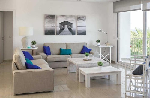 Coves Noves Villa | Sara