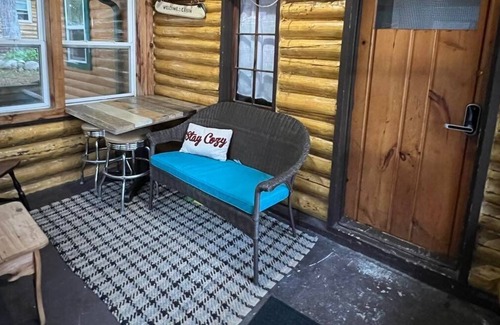 Gaylord Cabina | Sarah's Cabin on Otsego Lake