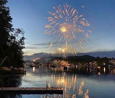 Saranac Lake Casa | Saranac Lakefront Cabin Fall Foliage Retreat