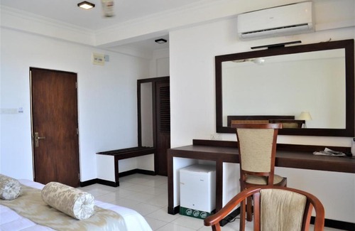 Uswetakeiyawa Hotel | SARASA BEACH HOTEL