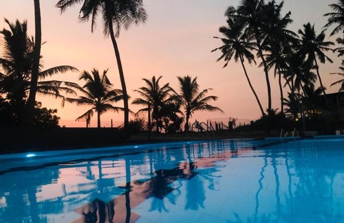 Uswetakeiyawa Hotel | SARASA BEACH HOTEL