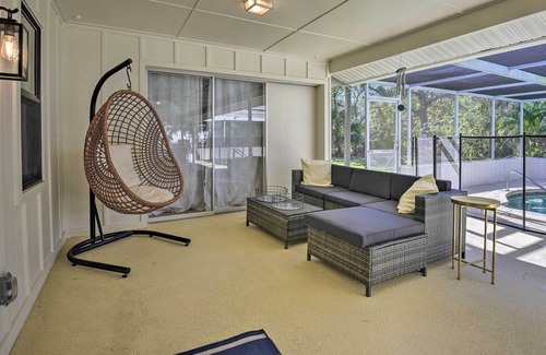 Lake Sarasota Casa | Sarasota Family Home w/ Pool - 8 Mi to Beach!