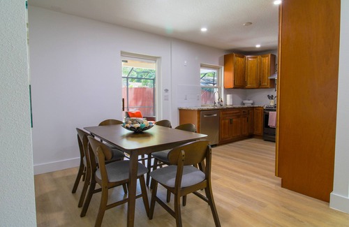 South Gate Ridge Casa | Sarasota modern 3/3 house, saltwater pool, close to beaches and downtown!