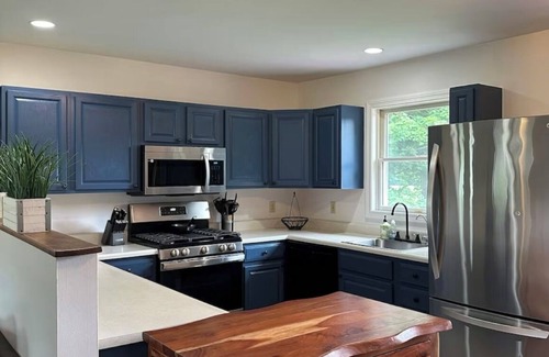 Gansevoort Casa | Saratoga Golf and Racetrack/Explor Lake George