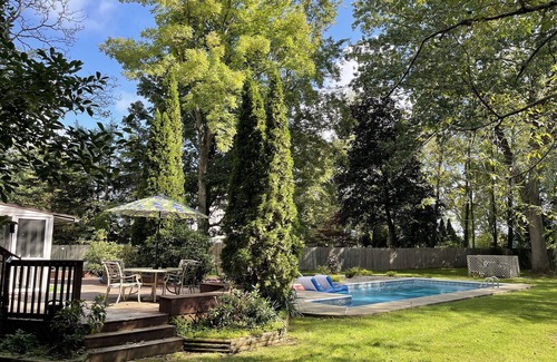 Saratoga Springs Casa | Saratoga Home 4 min from Track with Pool, Hot Tub and Sauna!