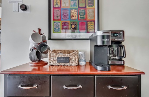 Saratoga Springs Casa | Saratoga Lakeside Lookout|9 Beds|EV Charger|Views