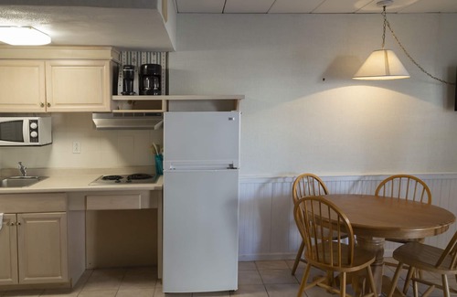 Wildwood Crest Hotel | Saratoga Resort