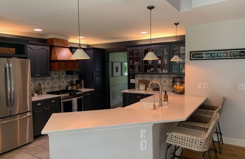 Saratoga Springs Casa | Saratoga Retreat. 4 bedroom home, great yard, 5 min to Saratoga/ Track.