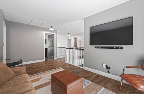Saratoga Springs Casa | Saratoga Springs/Lake George/Pool/Hot Tub/Families