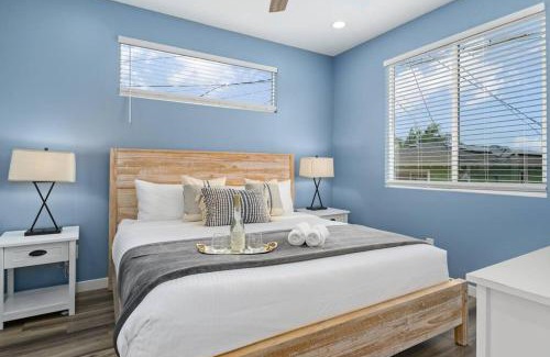 Point Loma Heights Casa | Saratoga Sunset - Rooftop - Sleek - Walk to Beach