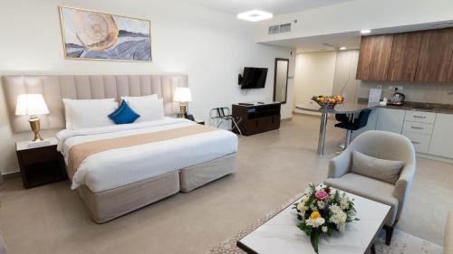 Khalifa City Hotel | Saray Deluxe Hotel Apartments
