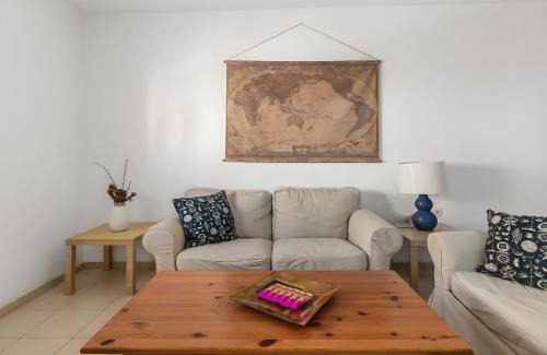 Sardina Apartamento | Sardina Beach Retreat