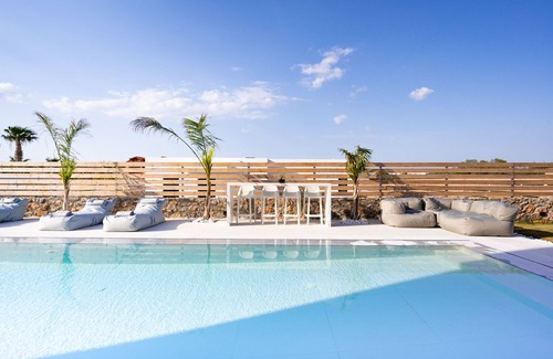 Analipsi Casa | Sardines Luxury Villa 3 with Private poll , garden , parking and Gym