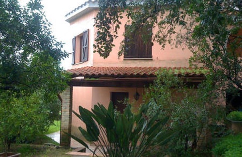 Capoterra Casa | Cerdeña Casa / Apartamento de vacaciones en Villa con entrada independiente