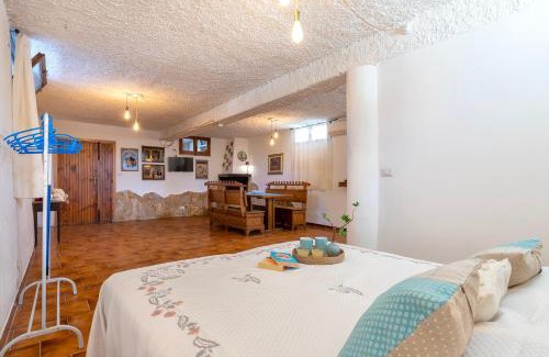 Alghero Apartamento | SARDINIA RE - Basement Sole & Luna