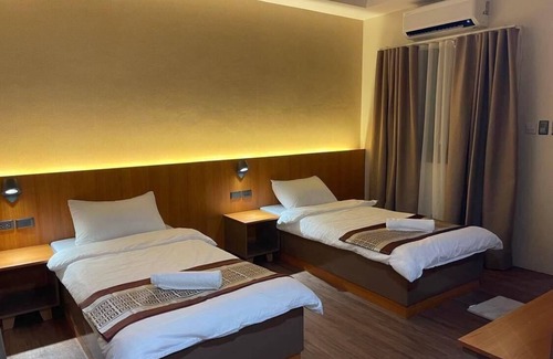 Urdaneta City Hotel | Sarojus Farmview Hotel