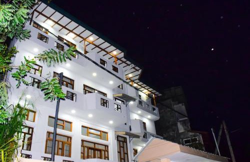 Anniwatta Apartamento | SaRu Holiday Apartment - Upto 6 Guests