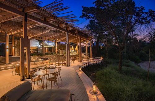 Thorny Bush Game Reserve Otro | Saseka Tented Camp