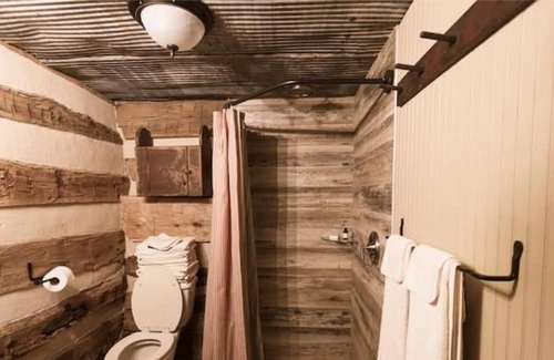 Ste Genevieve Apartamento | Sassafras Creek Cabin, located in the Ste. Genevieve National Historical Park