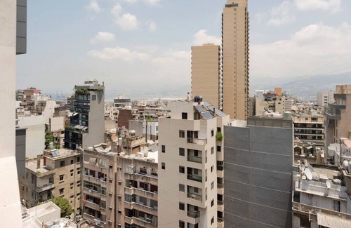 Achrafieh Apartamento | Sassine 1BD Rooftop Apartment