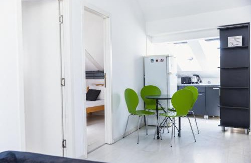 Terazije Apartamento | SAT modern 2-bedroom loft in city center