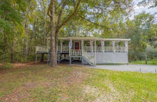 Atkinson Casa | Satilla Woods Cabin & Hot Tub