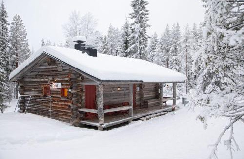 Syote Casa | Satu 31, kahden makuuhuoneen kelomökki Syötteellä, valaistun ladun vieressä