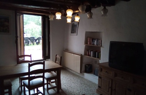 Brissac Casa | Alquiler de sábado en sábado, casa de pueblo en una aldea rodeada de naturaleza