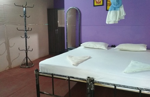 Agonda Hotel | Saturn Beach Cottage